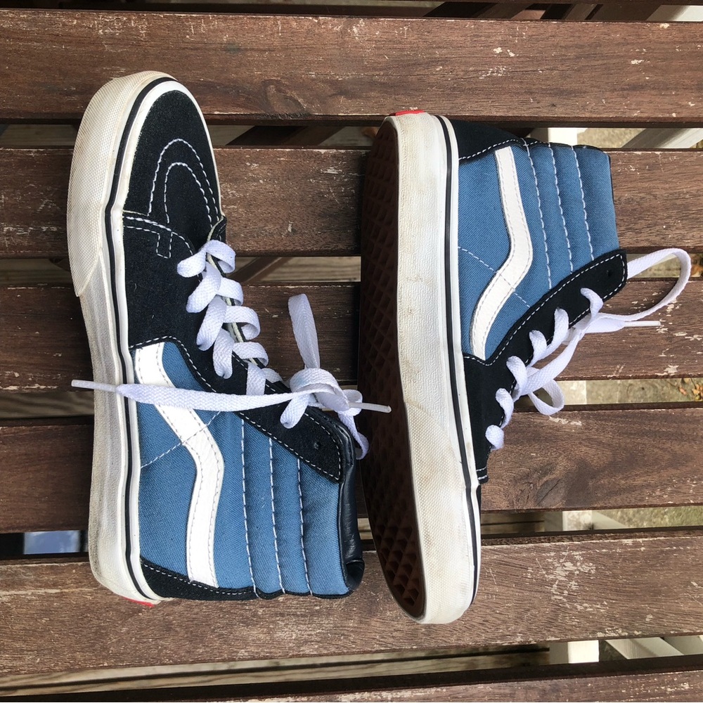 Vans Sk8-Hi High Top Sneakers in Navy Blue - Picture 3 of 6